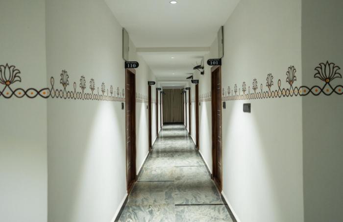hotel indiana hitech city
