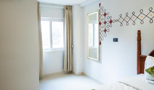 hotel indiana hitech city