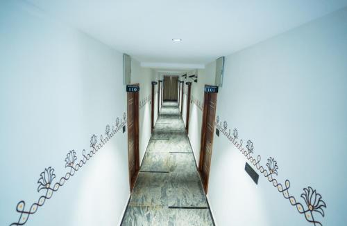 hotel indiana hitech city