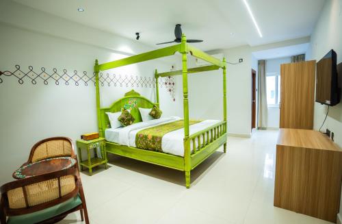 hotel indiana hitech city