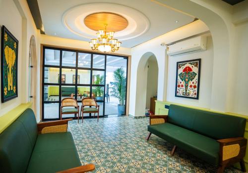 hotel indiana hitech city