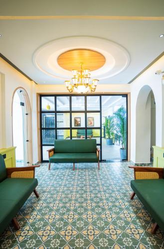 hotel indiana hitech city