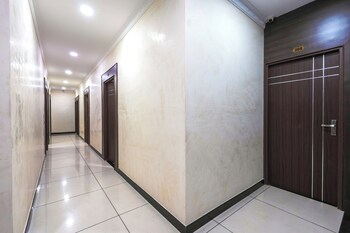 Hotel Mini Escape Perungalathur,,3 star