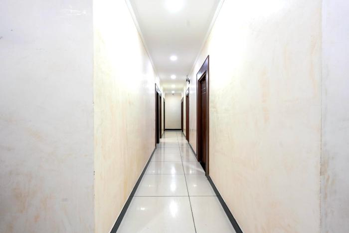 hotel mini escape perungalathur