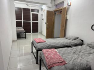 mahayaatri niwas