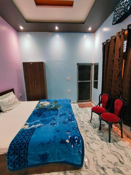 kaka paying guest house