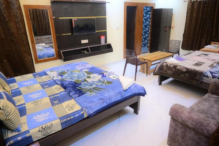 kaka paying guest house