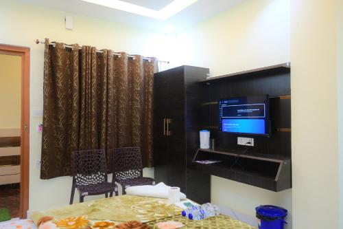 kaka paying guest house