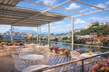 Moti Mahal Lakeview Pichola Hotel,,3 star