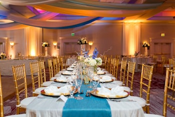 hilton garden inn suffolk riverfront