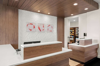 hilton garden inn suffolk riverfront