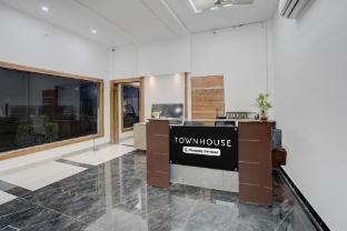 super townhouse awleshpur crossway varanasi formerly ganga vatika