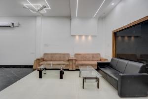 super townhouse awleshpur crossway varanasi formerly ganga vatika