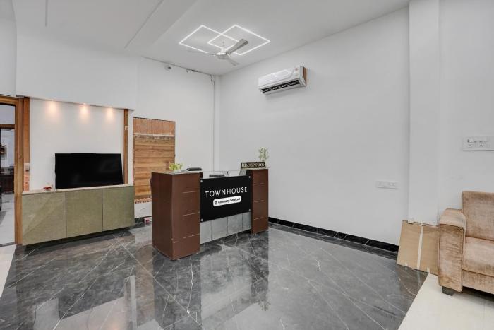 super townhouse awleshpur crossway varanasi formerly ganga vatika