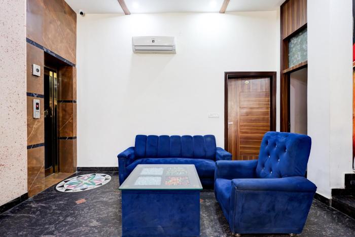 collection o ambedkar chowk formerly hotel paras inn