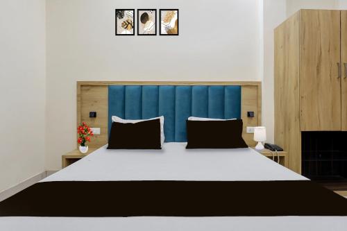 collection o ambedkar chowk formerly hotel paras inn