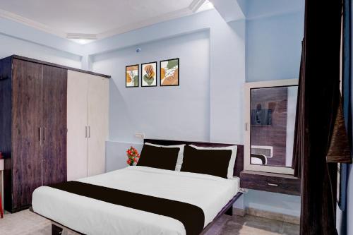 Super Hotel O Satara Bypass Formerly Sairaj Lodging,,3 star