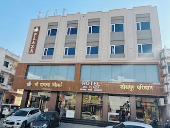 mg plaza hotel
