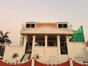 Hotel White Palace,,3 star