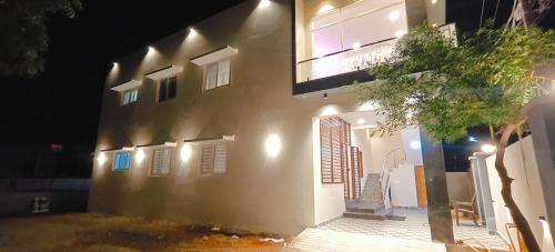 royal serviced apartment near auroville beach