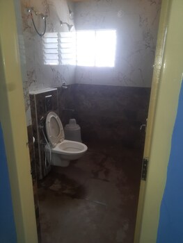 Hotel Royal Comfort,,2 star