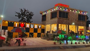 new rubi restaurant cum bar and lodge