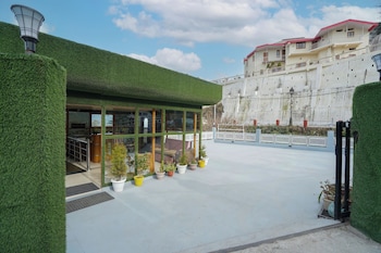 hotel sapphire unit of anand hospitality