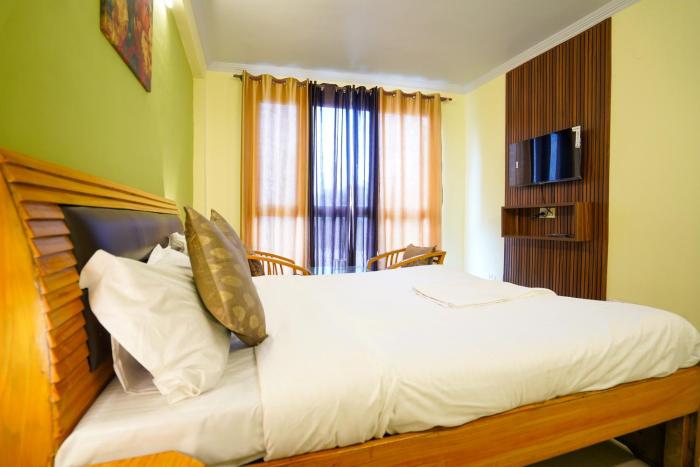 hotel sapphire unit of anand hospitality