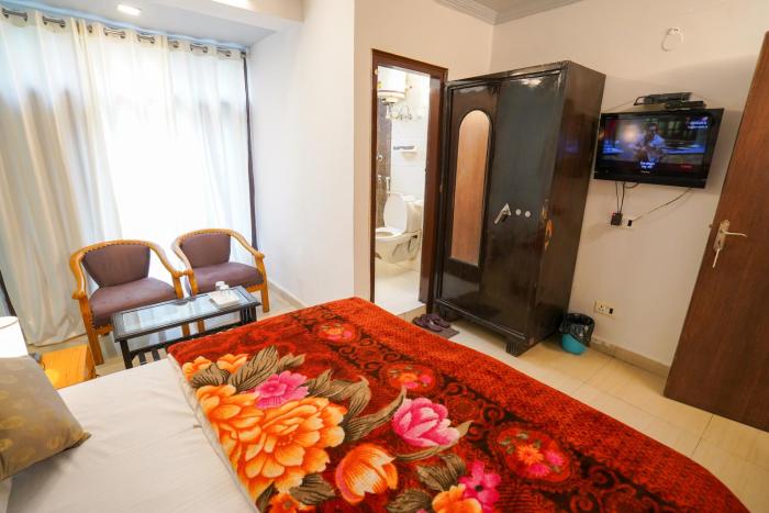 hotel sapphire unit of anand hospitality