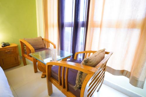 hotel sapphire unit of anand hospitality