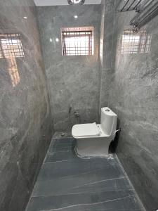 hotel pampa sarovar