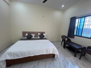 hotel pampa sarovar