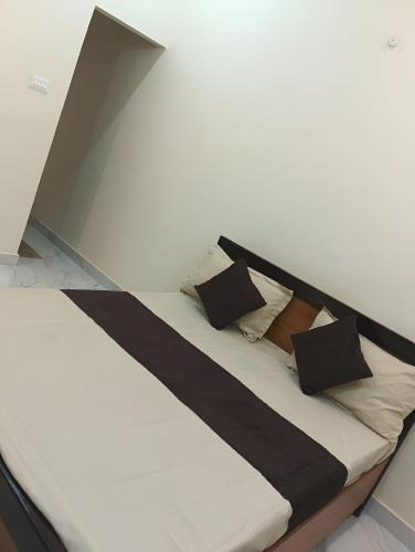 hotel pampa sarovar