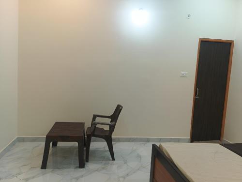 hotel pampa sarovar