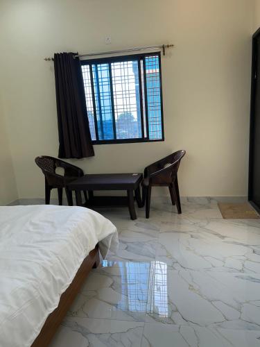 hotel pampa sarovar