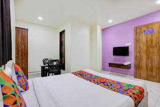 via chaitanya inn