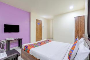 via chaitanya inn