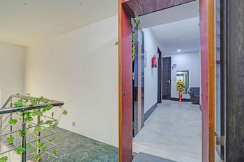 Via Red Apple Ii,,3 star