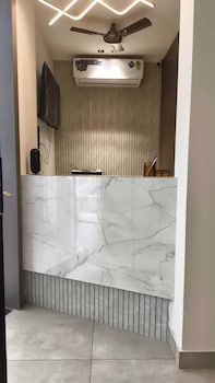 Hotel Kutch Inn,,3 star