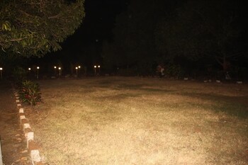 The Bella Vista Retreat,,3 star