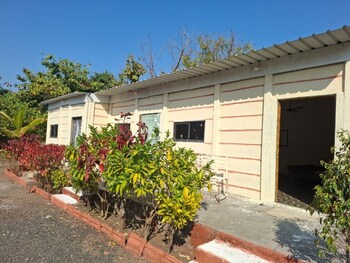 the bella vista retreat