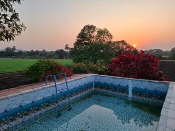 The Bella Vista Retreat,,3 star