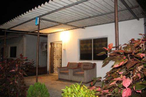 the bella vista retreat