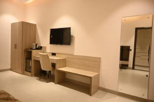 prince diamond boutique hotel