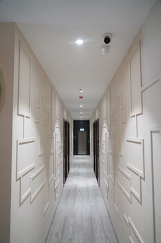 prince diamond boutique hotel