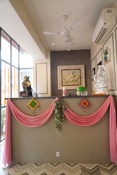 prince diamond boutique hotel