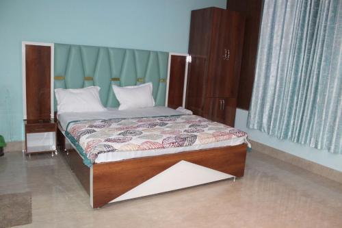 Hotel Aspire,,2 star