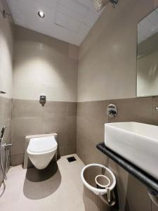 hotel imperial suite