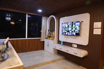 Manab Palace,,3 star