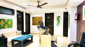 The Homeaste Residence Rajouri Garden,,2 star